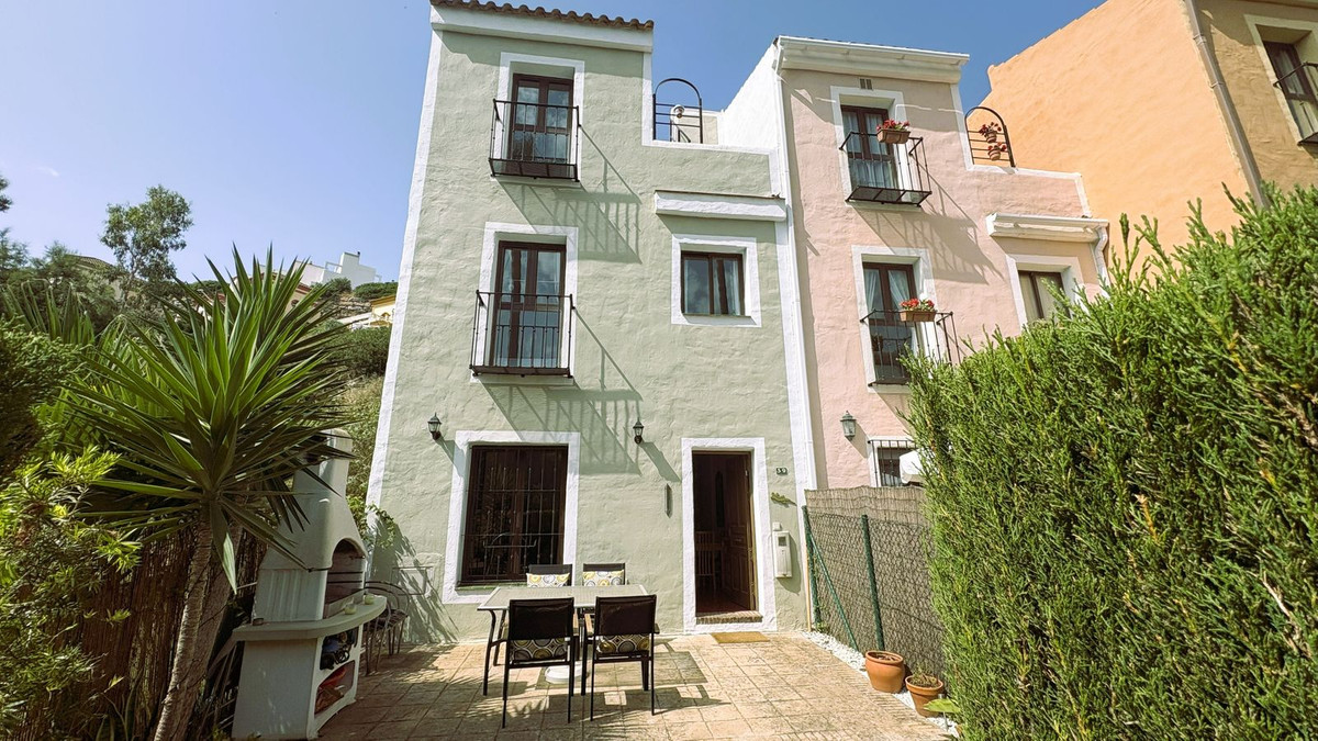Huis te koop in Casares Playa | 3 slaapkamers H5078857