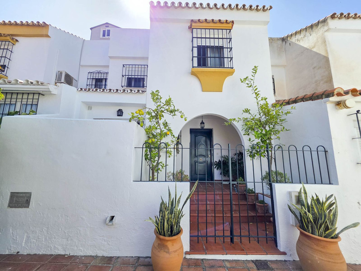 Huis te koop in Casares Playa | 3 slaapkamers H5081407