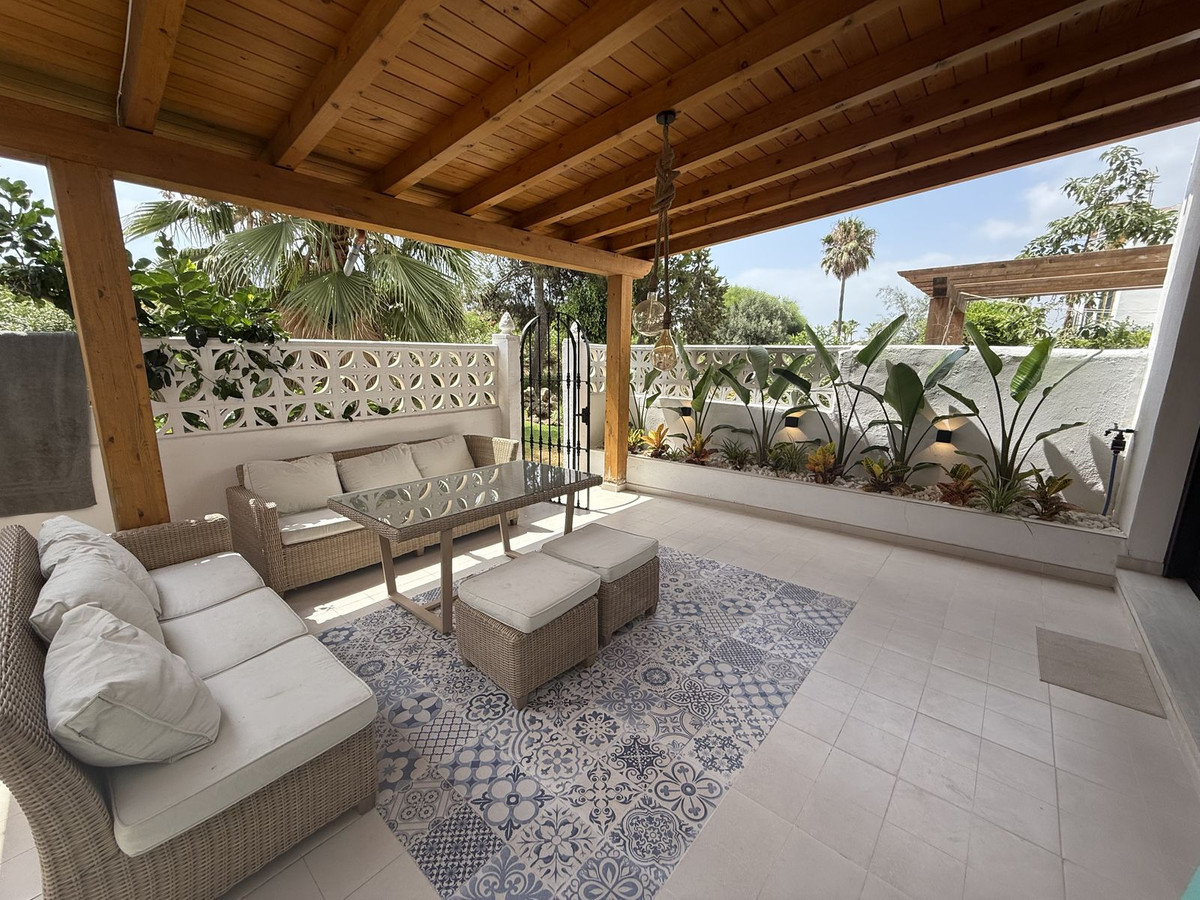 Huis te koop in Casares Playa | 2 slaapkamers H5110243