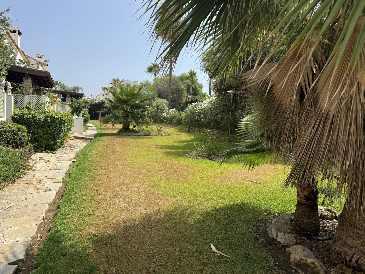 Huis te koop in Casares Playa | 2 slaapkamers H5110243