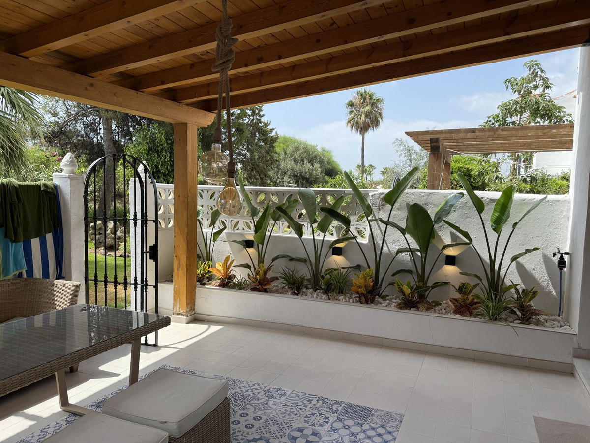 Huis te koop in Casares Playa | 2 slaapkamers H5110243