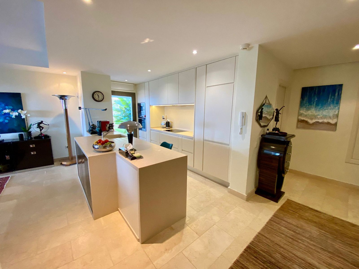 Appartement te koop in Casares Playa | 3 slaapkamers H5125189