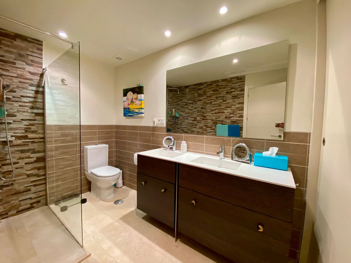 Appartement te koop in Casares Playa | 3 slaapkamers H5125189
