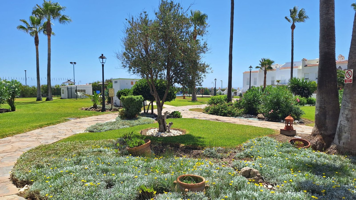 House for sale in Casares Playa | 3 bedrooms H5126494