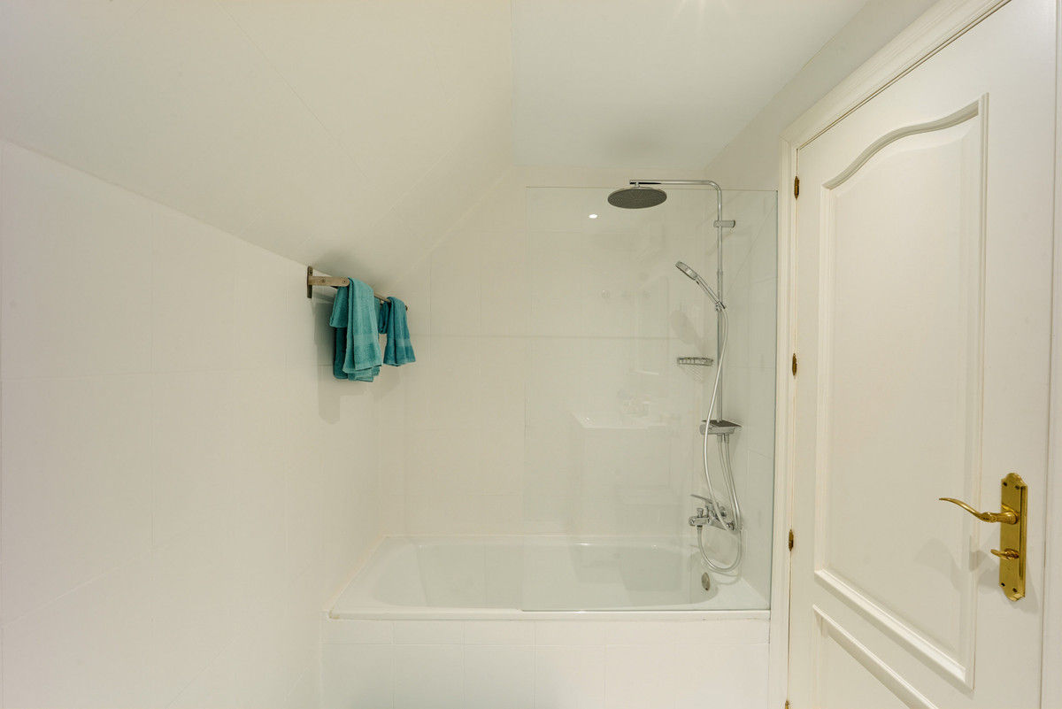 Appartement te koop in Casares Playa | 3 slaapkamers H5132794
