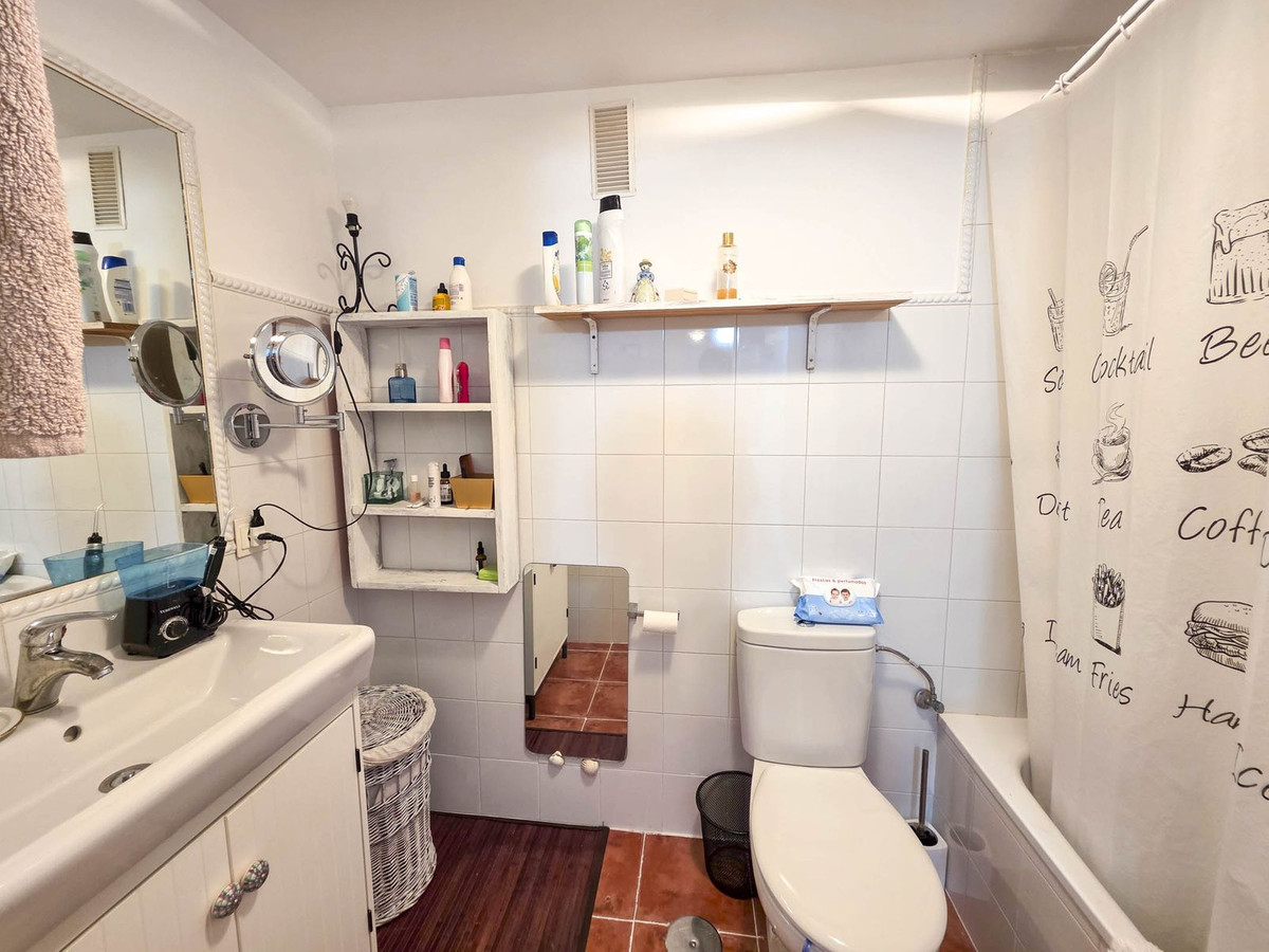 Appartement te koop in Casares Playa | 2 slaapkamers H5137939