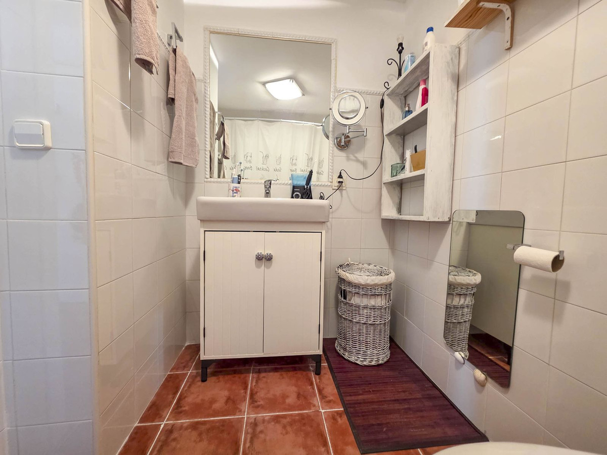 Appartement te koop in Casares Playa | 2 slaapkamers H5137939