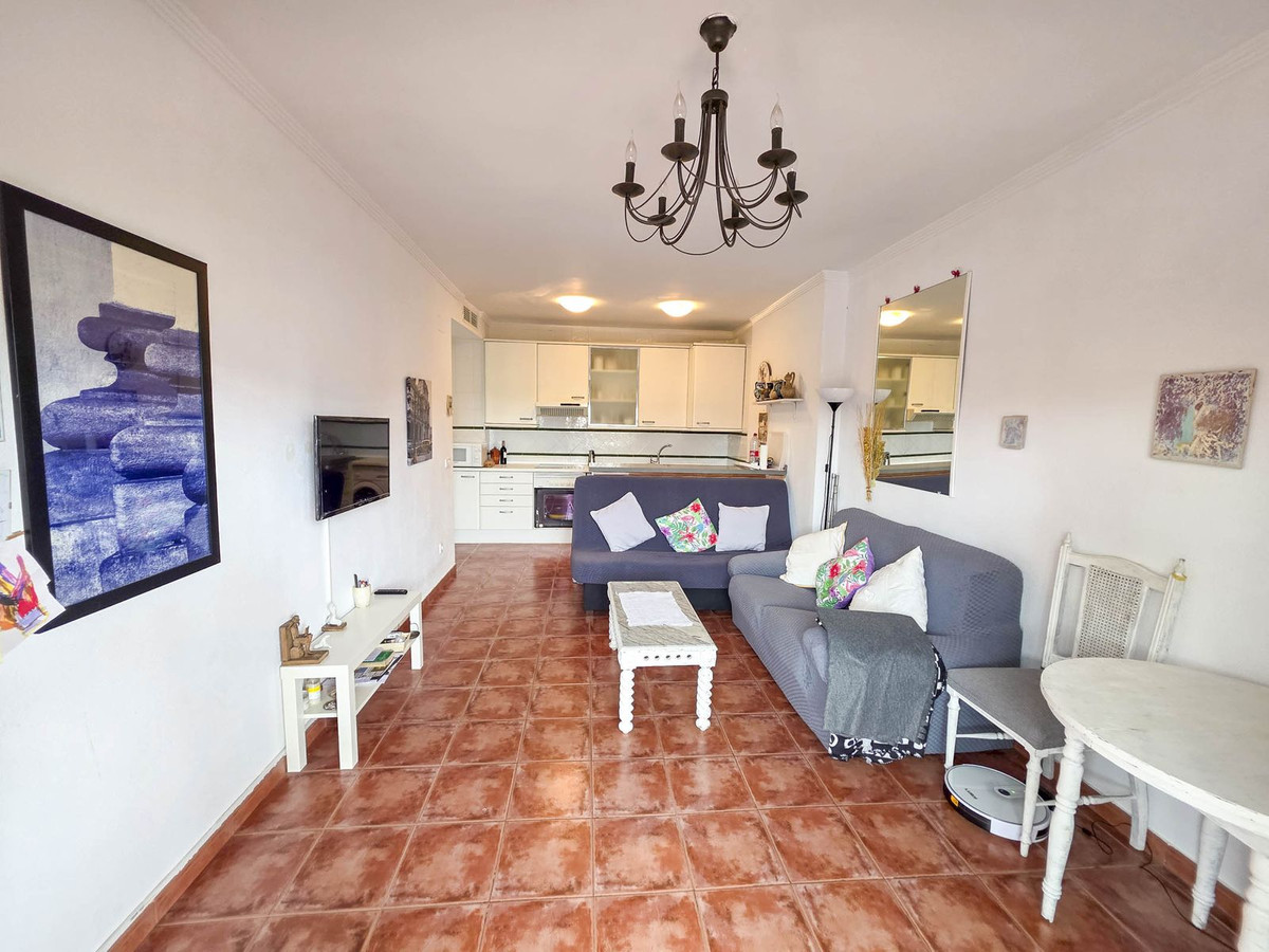 Appartement te koop in Casares Playa | 2 slaapkamers H5137939