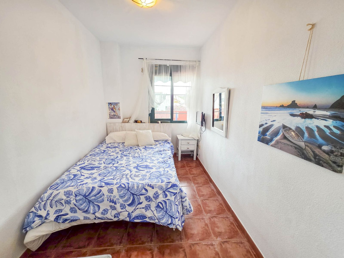 Appartement te koop in Casares Playa | 2 slaapkamers H5137939