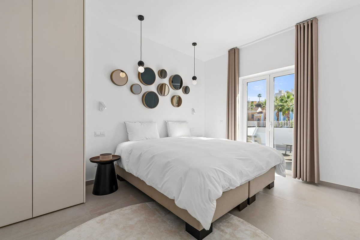 Huis te koop in Casares Playa | 4 slaapkamers H5230381