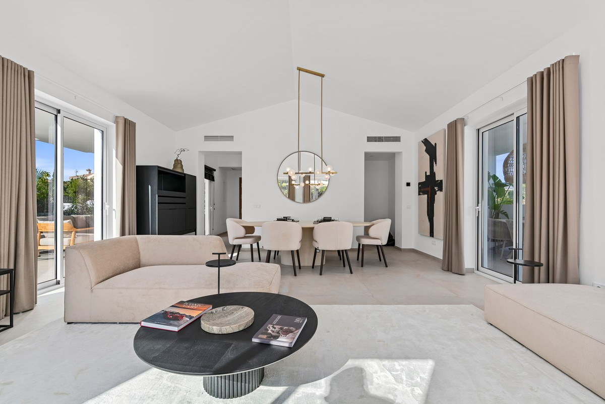 Huis te koop in Casares Playa | 4 slaapkamers H5230381