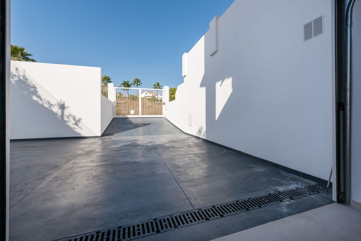 Huis te koop in Casares Playa | 4 slaapkamers H5230381