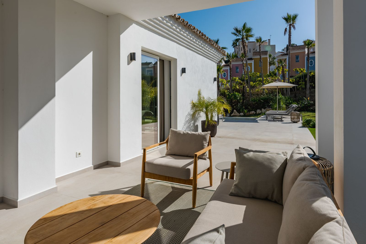 Huis te koop in Casares Playa | 4 slaapkamers H5230381