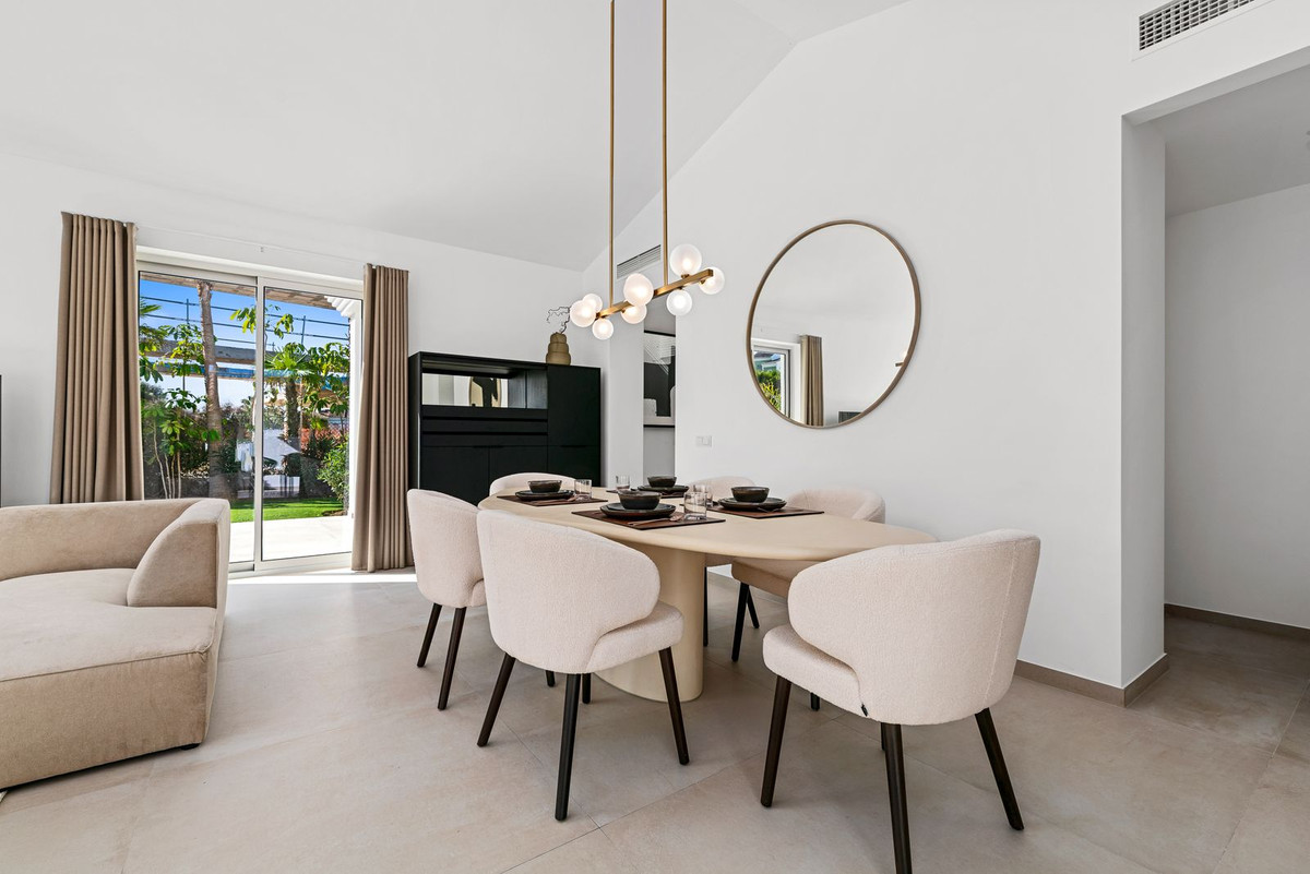 Huis te koop in Casares Playa | 4 slaapkamers H5230381