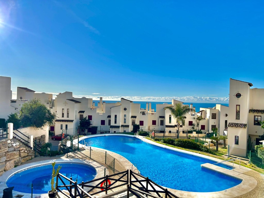 Appartement te koop in Casares Playa | 2 slaapkamers H5287597