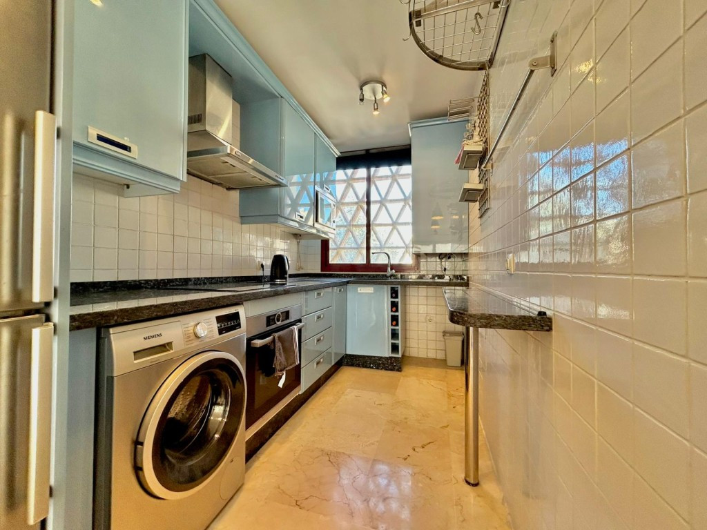 Appartement te koop in Casares Playa | 2 slaapkamers H5287597