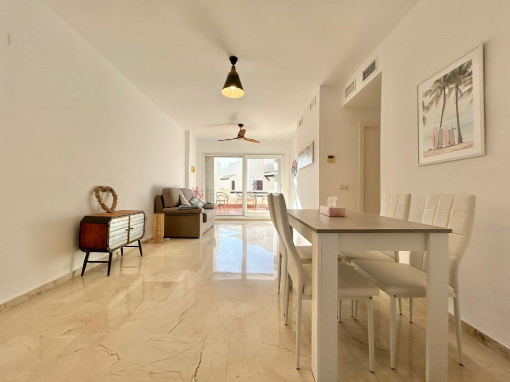 Appartement te koop in Casares Playa | 2 slaapkamers H5287597