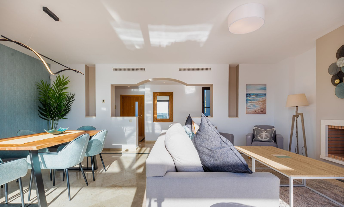 Penthouse te koop in Casares Playa | 3 slaapkamers H5287921