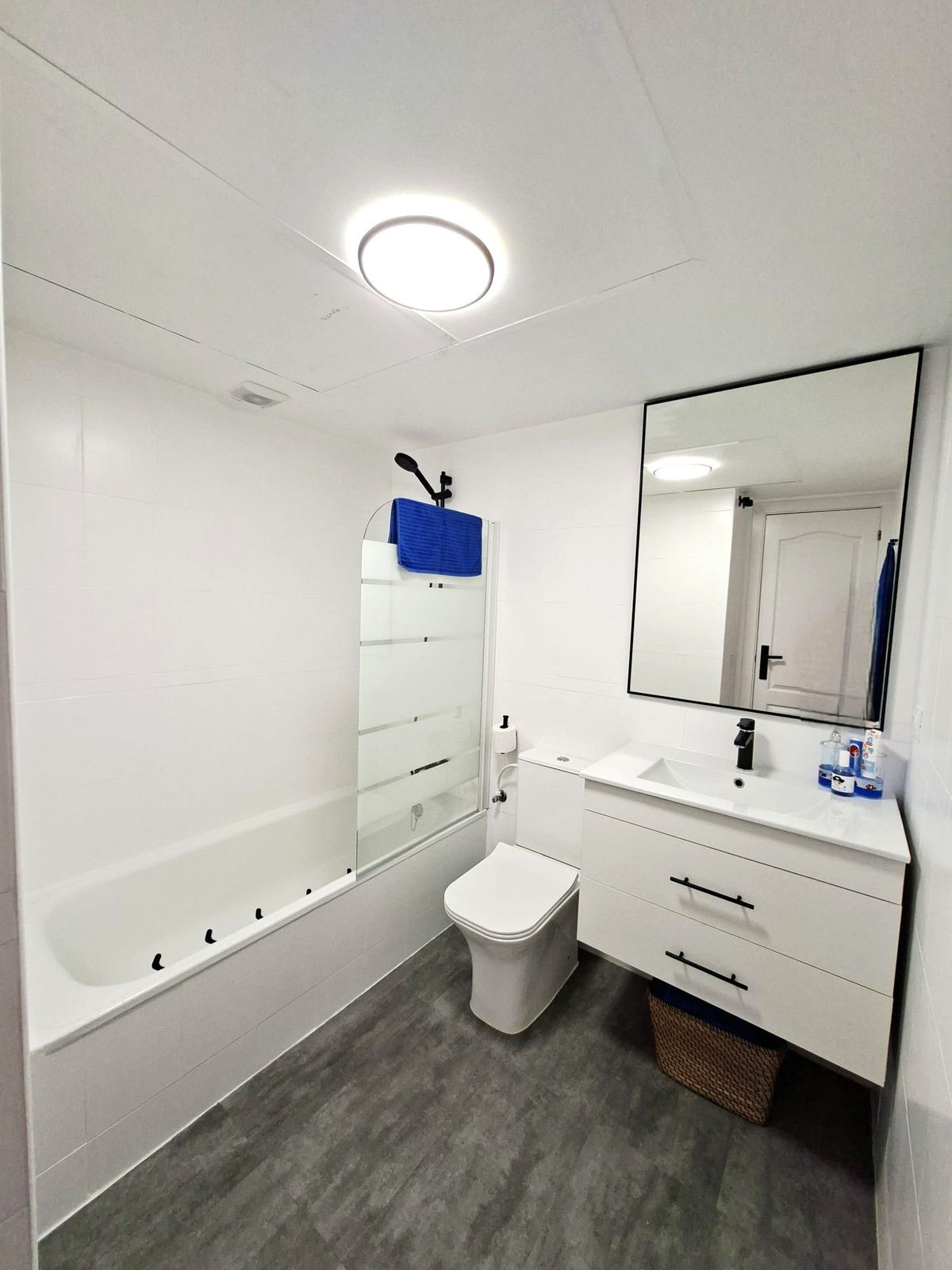 Huis te koop in Casares Playa | 4 slaapkamers H5319496