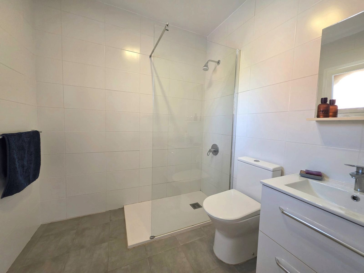 Huis te koop in Casares Playa | 3 slaapkamers H5323108