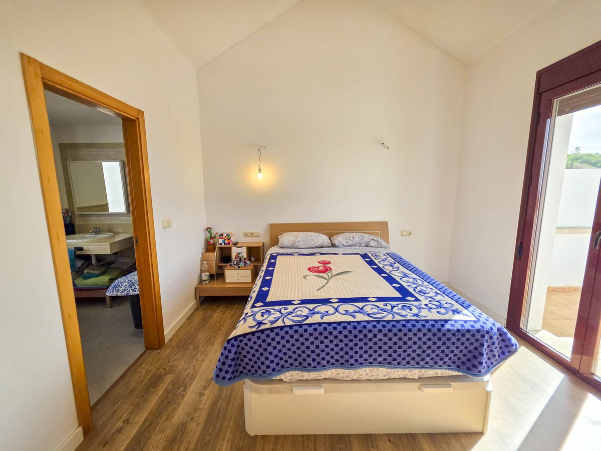 Huis te koop in Casares Playa | 2 slaapkamers H5362837