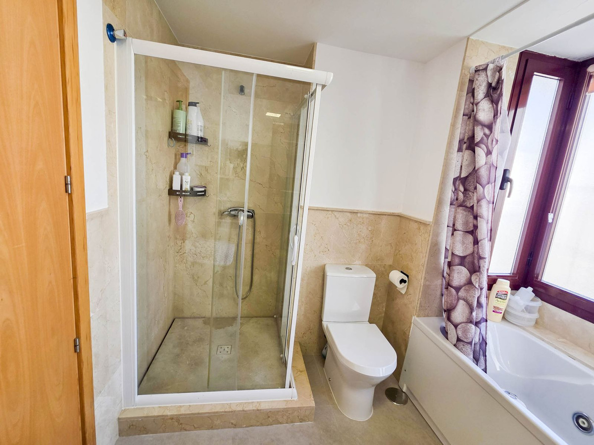 Huis te koop in Casares Playa | 2 slaapkamers H5362837