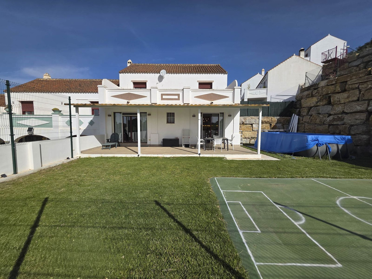Huis te koop in Casares Playa | 2 slaapkamers H5362837