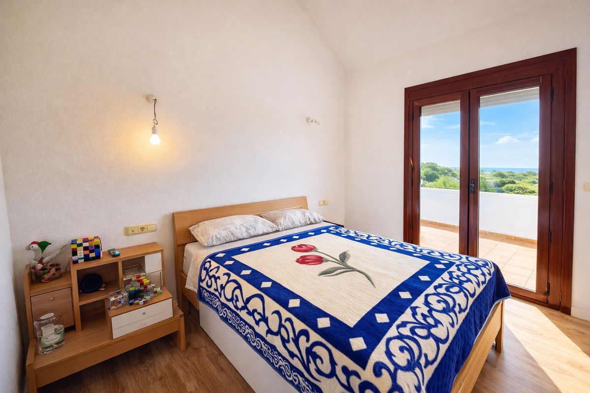 Huis te koop in Casares Playa | 2 slaapkamers H5362837