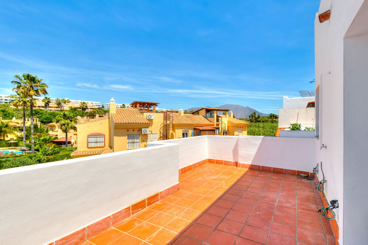 Huis te koop in Casares Playa | 5 slaapkamers H5381002