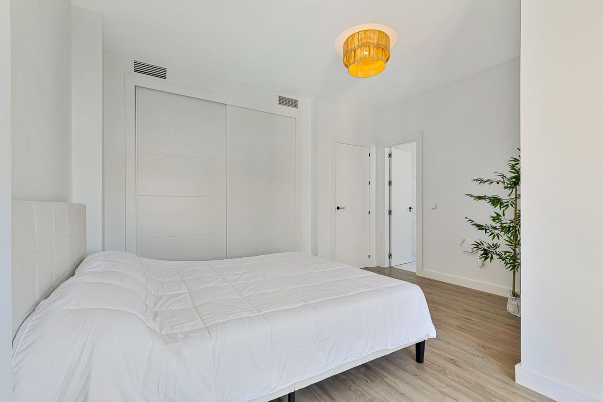 Huis te koop in Casares Playa | 5 slaapkamers H5381002