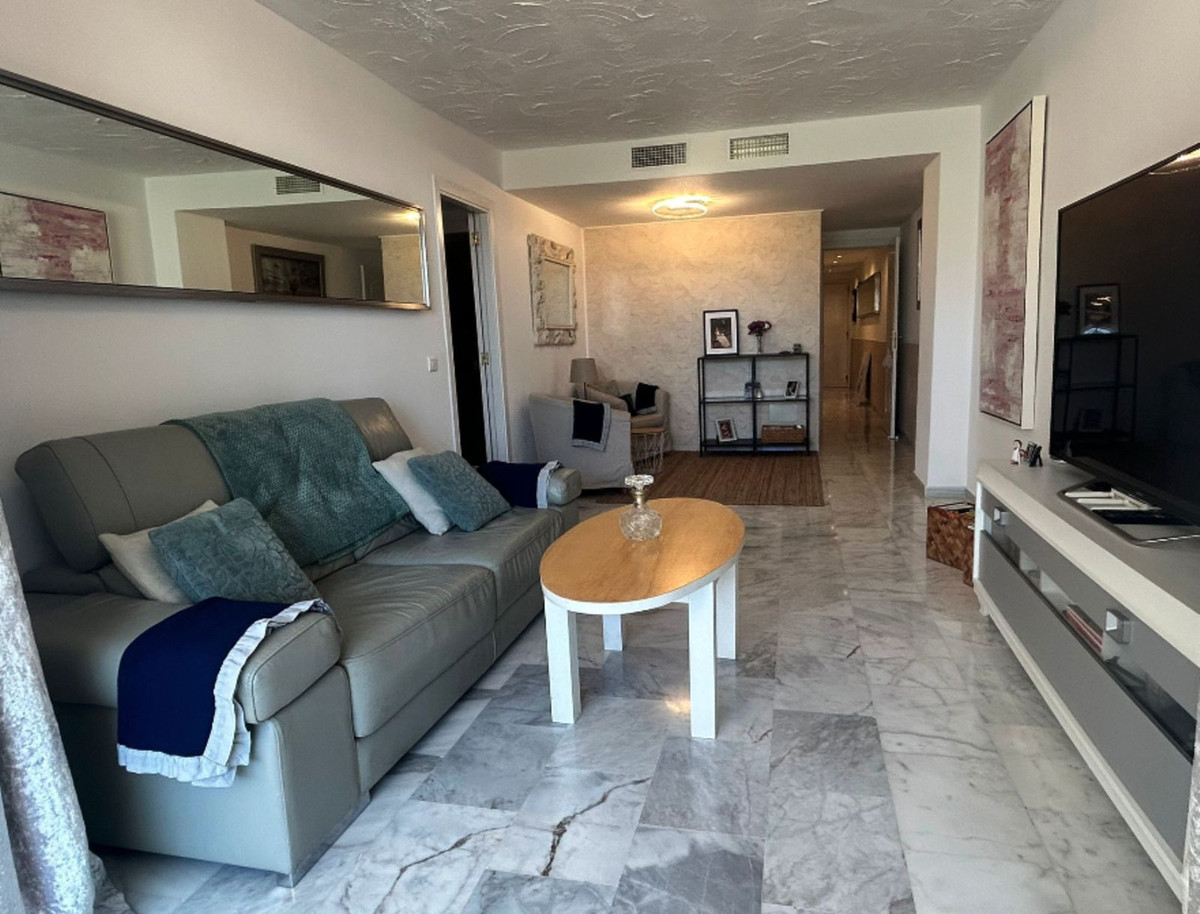 Appartement te koop in Casares Playa | 4 slaapkamers H5386858