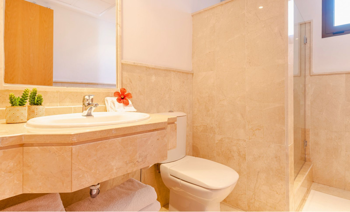 Huis te koop in Casares Playa | 3 slaapkamers H5400109