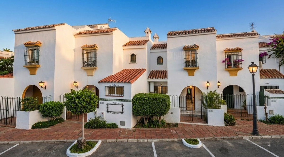 Huis te koop in Casares Playa | 3 slaapkamers H5412481