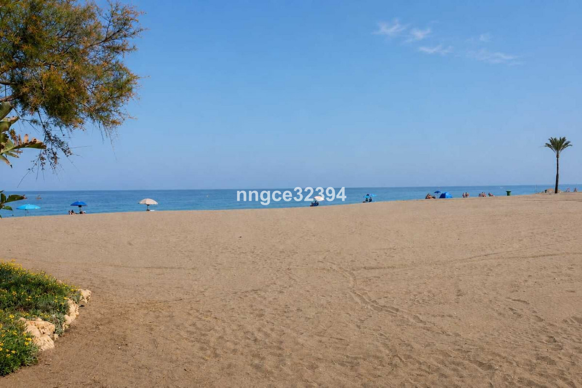 Huis te koop in Casares Playa | 3 slaapkamers H5422534