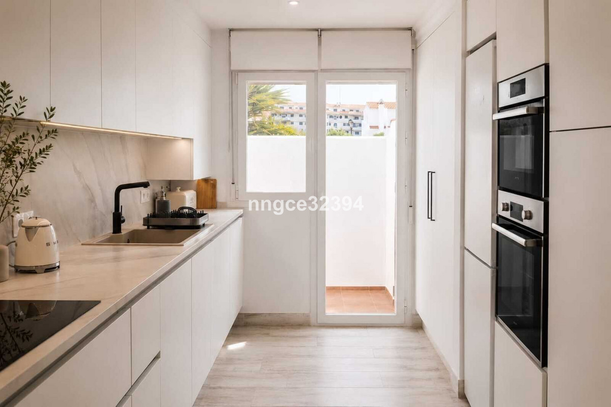 Huis te koop in Casares Playa | 3 slaapkamers H5422534