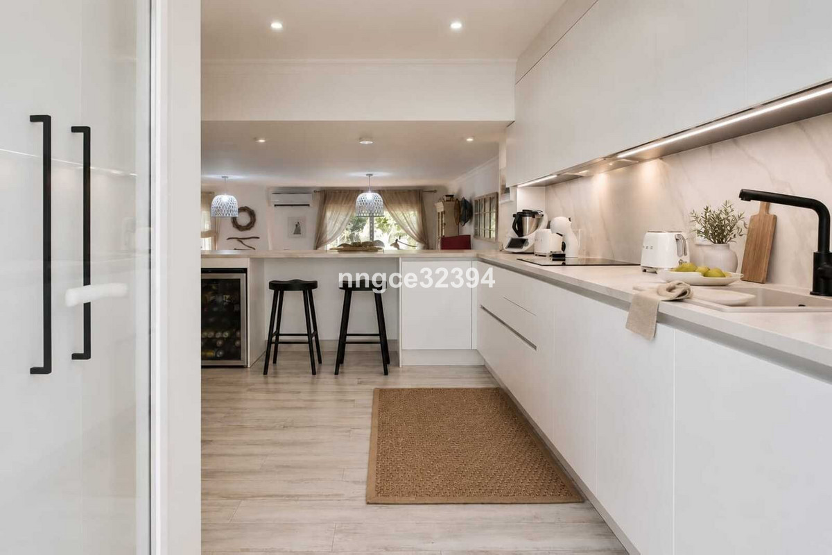 Huis te koop in Casares Playa | 3 slaapkamers H5422534