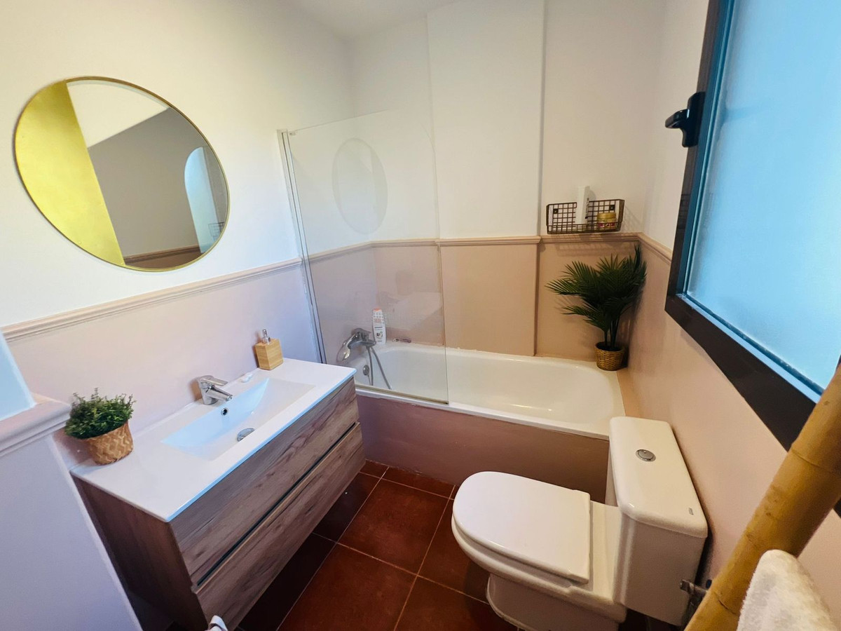 Appartement te koop in Casares Playa | 3 slaapkamers H5426707