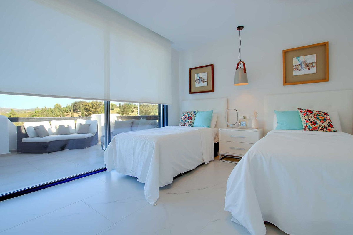 Huis te koop in Casares Playa | 2 slaapkamers H5488165