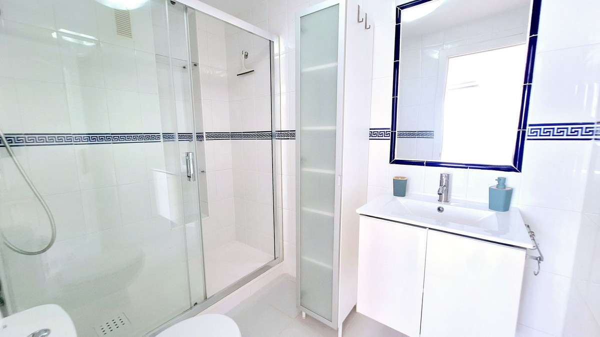 Appartement te koop in Casares Playa | 2 slaapkamers H5519761