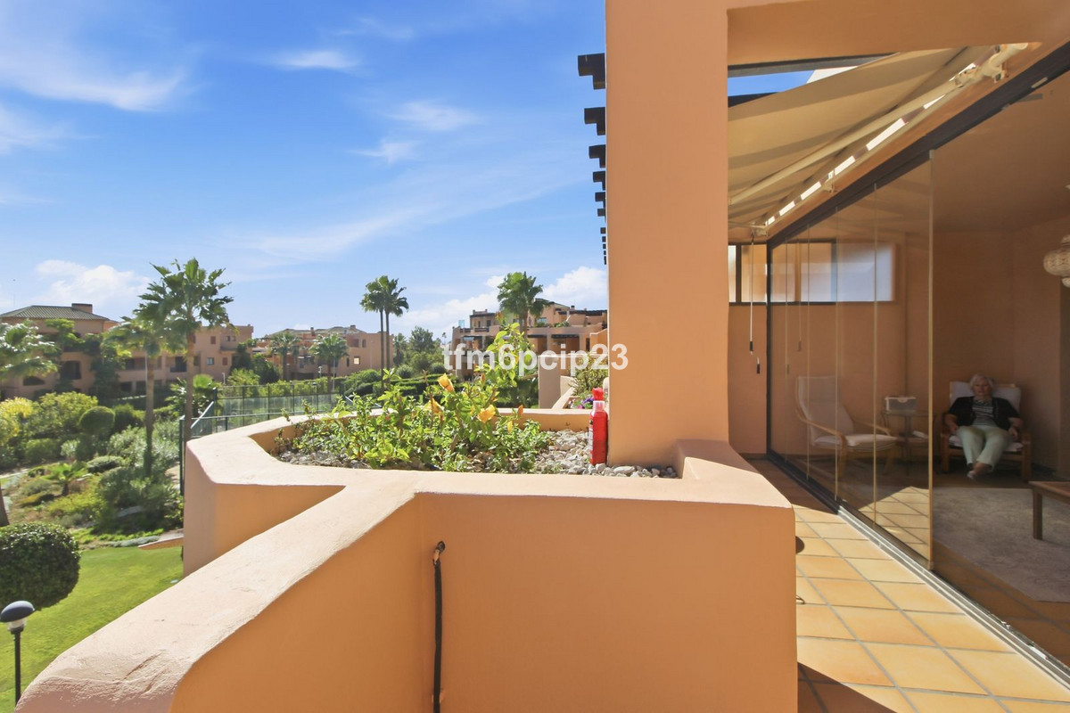 Penthouse te koop in Casares Playa | 2 slaapkamers H5526592