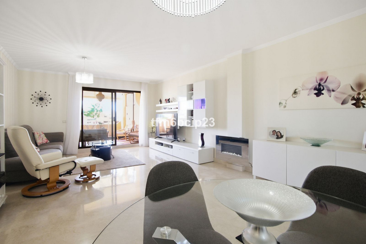 Penthouse te koop in Casares Playa | 2 slaapkamers H5526592