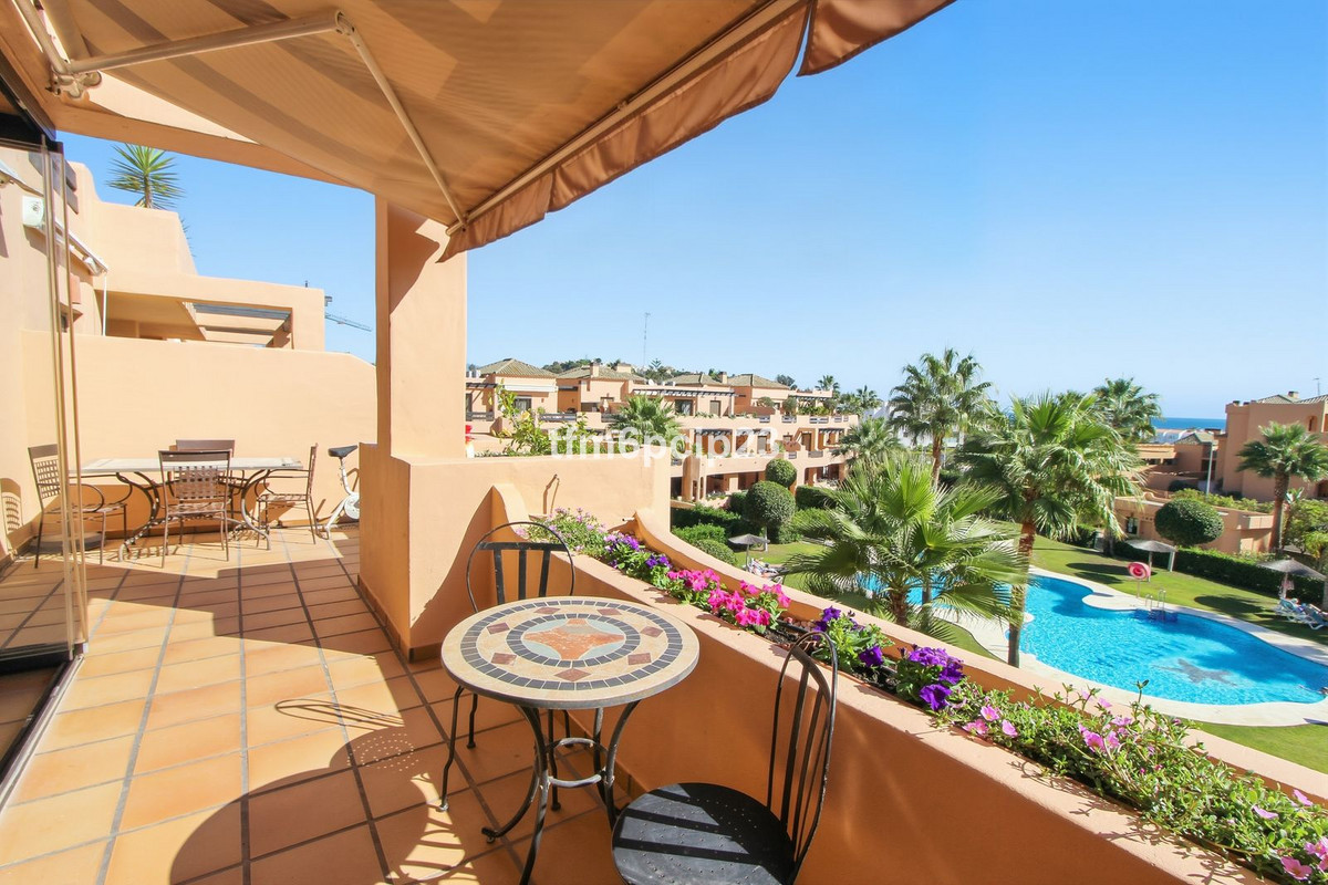 Penthouse te koop in Casares Playa | 2 slaapkamers H5526592