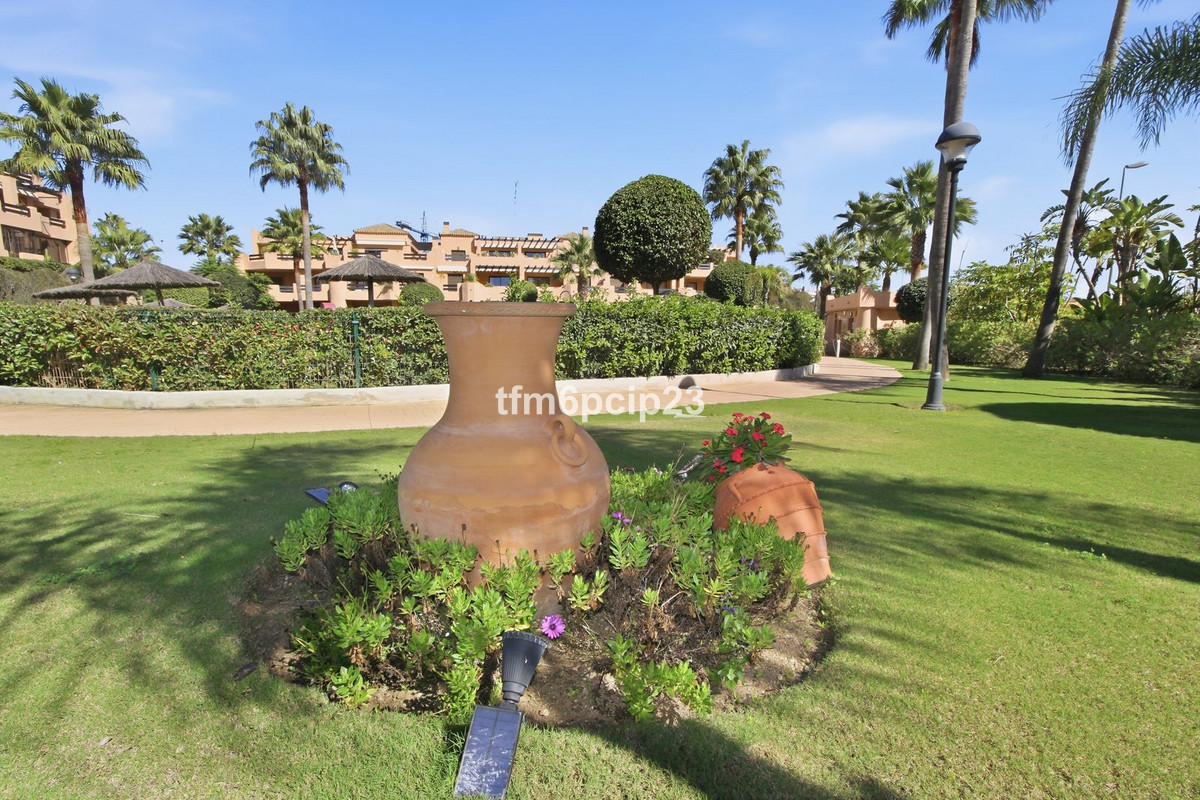 Penthouse te koop in Casares Playa | 2 slaapkamers H5526592