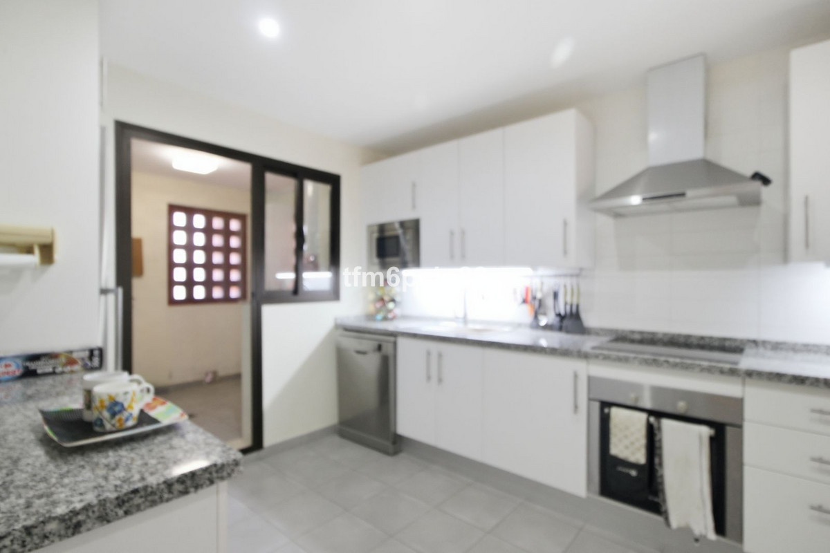 Penthouse te koop in Casares Playa | 2 slaapkamers H5526592
