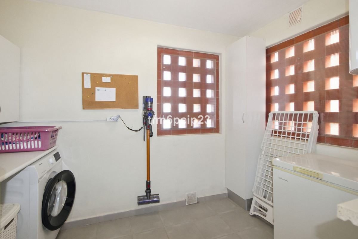 Penthouse te koop in Casares Playa | 2 slaapkamers H5526592