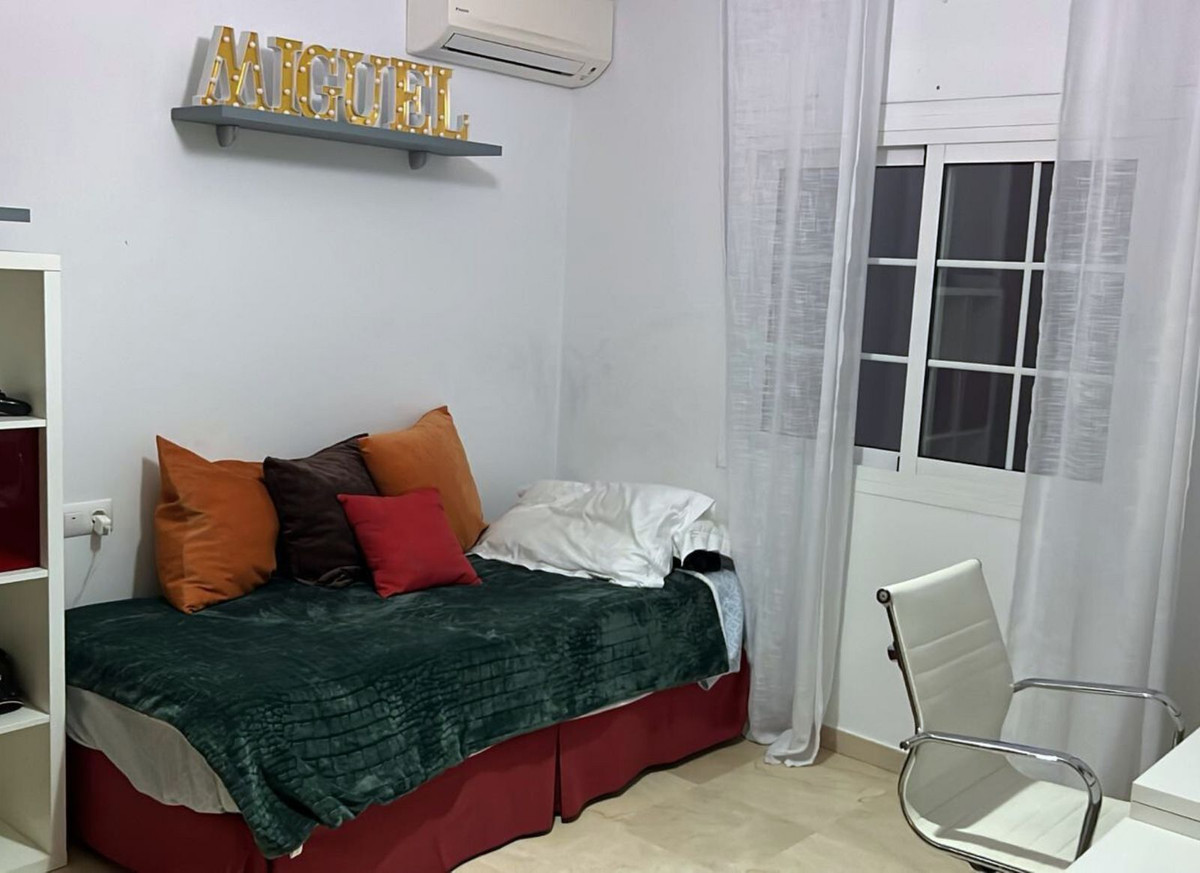 Huis te koop in Casares Pueblo | 5 slaapkamers H5013529