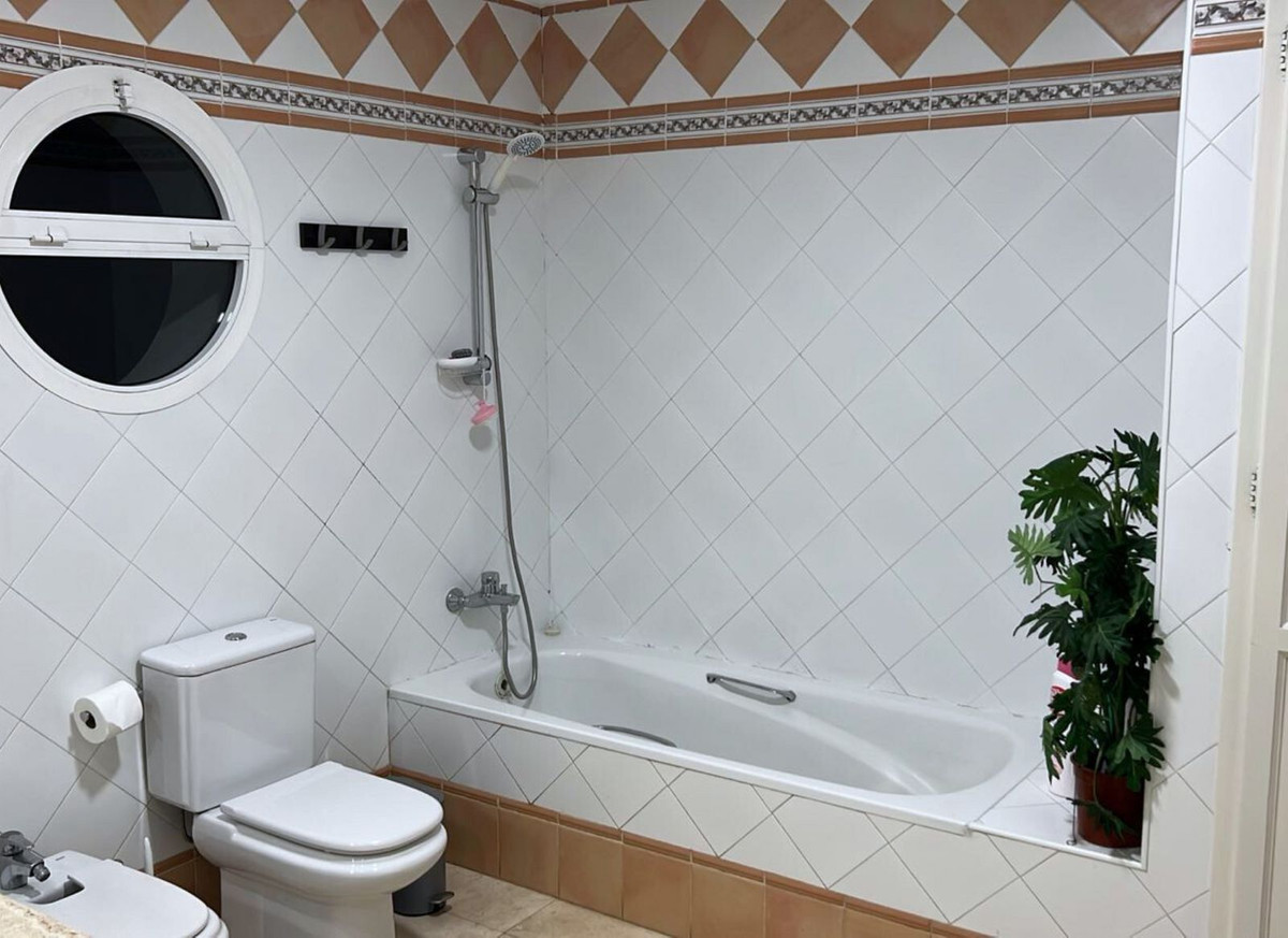 Huis te koop in Casares Pueblo | 5 slaapkamers H5013529