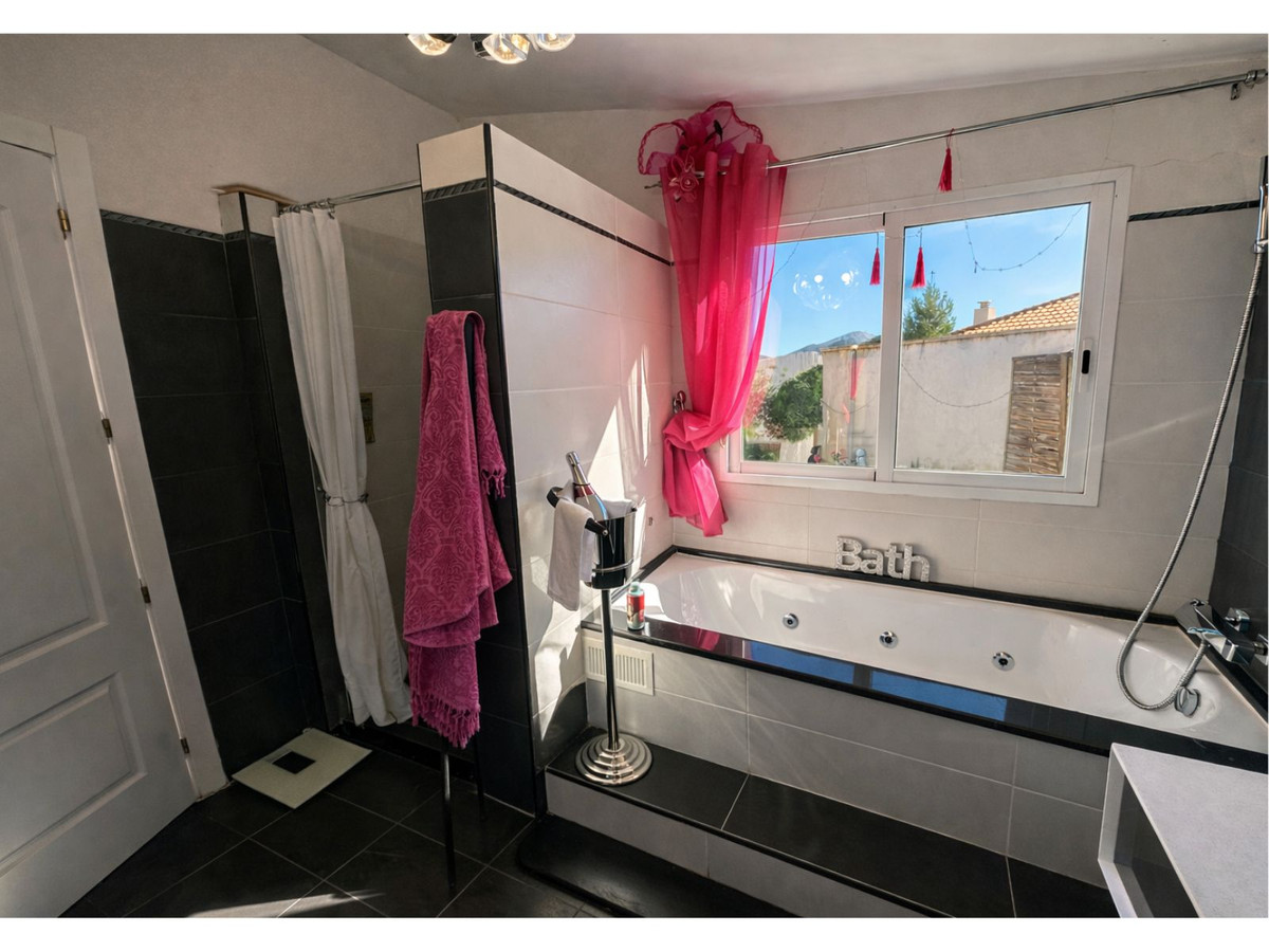 Property main view 32