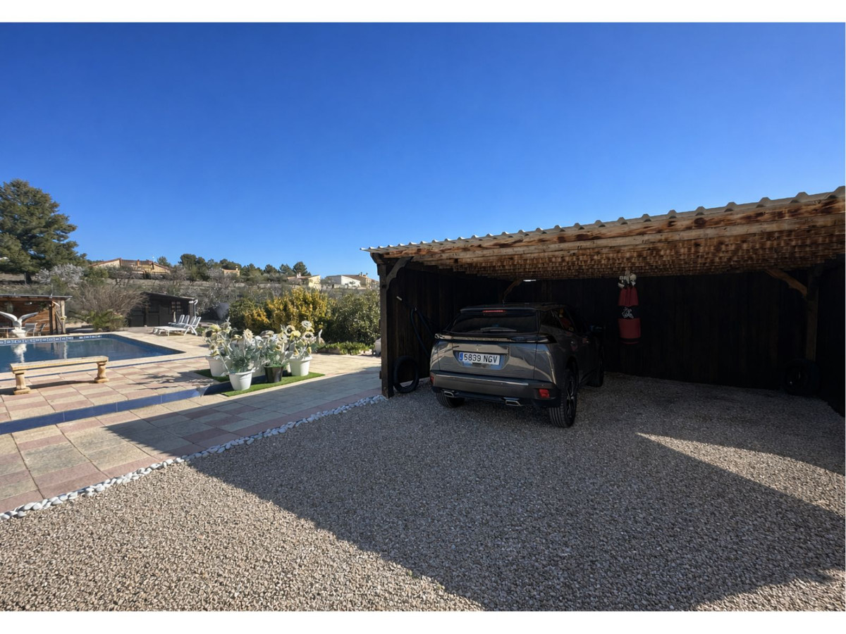 Property main view 40