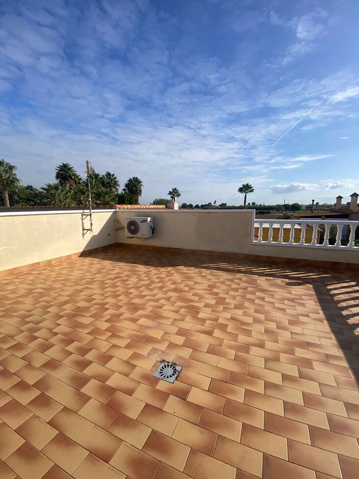 Vrijstaande Villa te koop in Catral | 3 slaapkamers H5185408